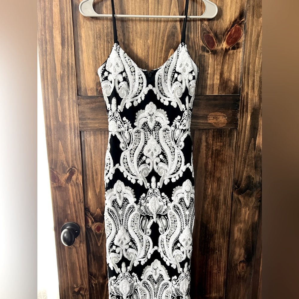 Black & White “Dress The Population” XXS cocktail dress.